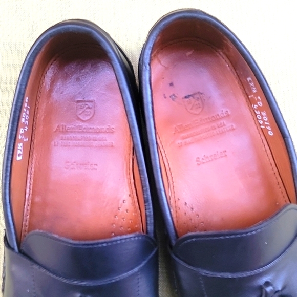 Allen Edmonds Schreier All-Leather Men's Tassel Loafers, Sz 9.5D - Picture 6 of 11